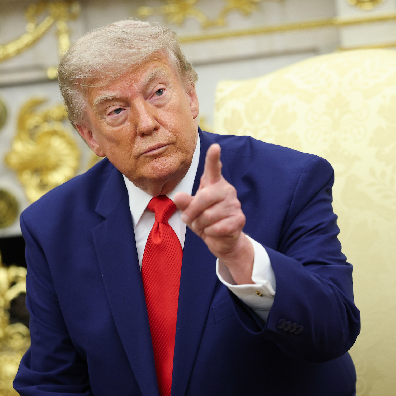 Cover art for the episode "Trump finds a new way to impose sweeping tariffs across the world" from Apple News Today